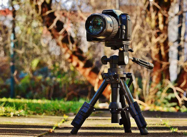 camera, old, minolta, konica, lens, tripod, taking photos, photography, photo camera, objective, old camera, flash light, photographer, tripod, tripod, tripod, tripod, tripod. How to build a UGC creator audience that stays loyal